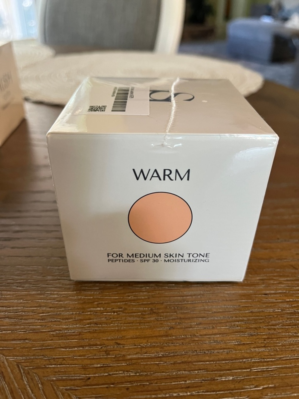 HUSH Glow Foundation Cushion - Cream Shade - Picture 2 of 2